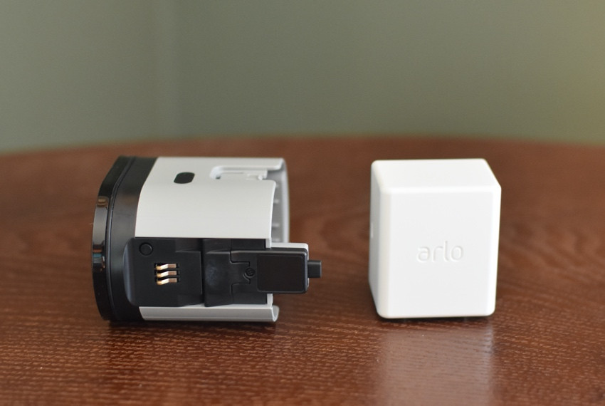 Arlo Pro 4 battery and charger