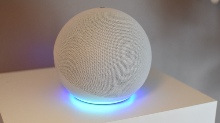 Amazon Echo 2020 blue light