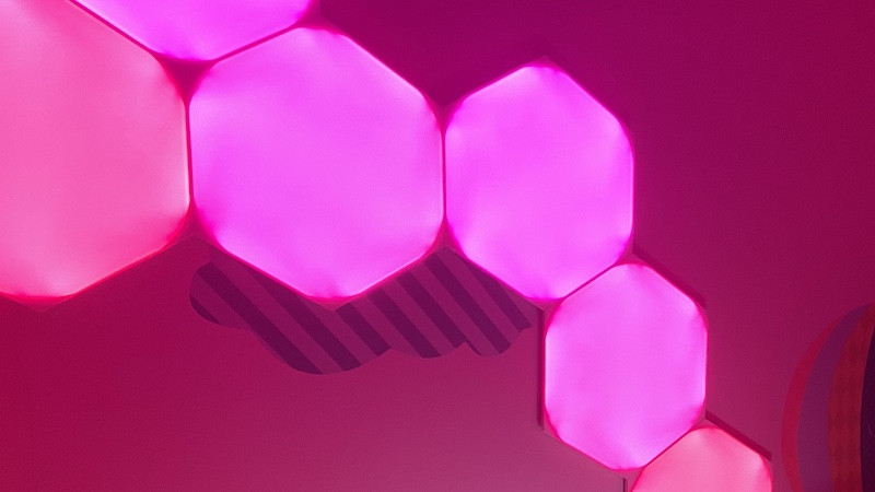 Nanoleaf Shapes hexagon pink