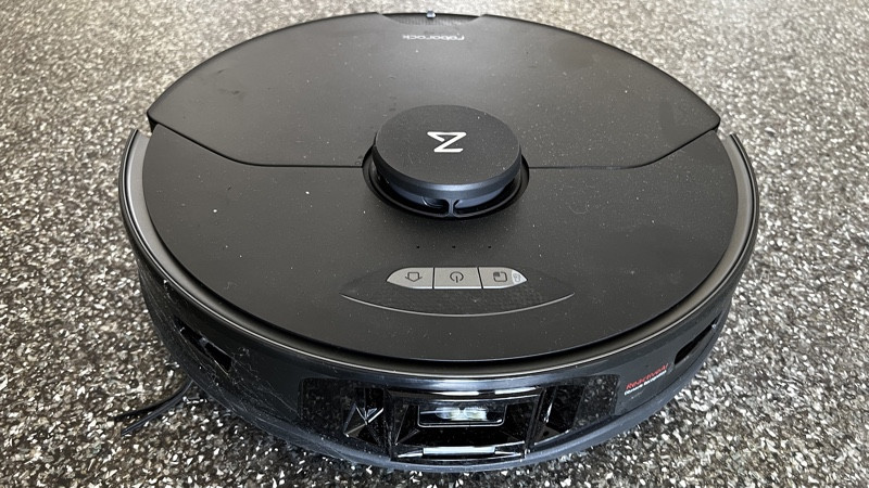 Roborock S7 MaxV Ultra review: Vacuums, mops and cleans itself