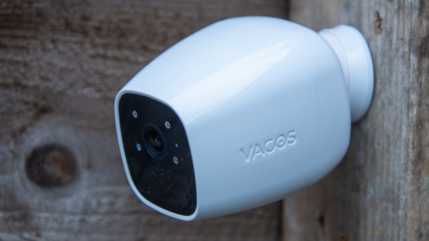 The vacos cam mounted outdoors