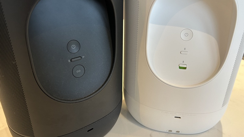 White Sonos Move 2 and Sonos Move 1 back buttons different