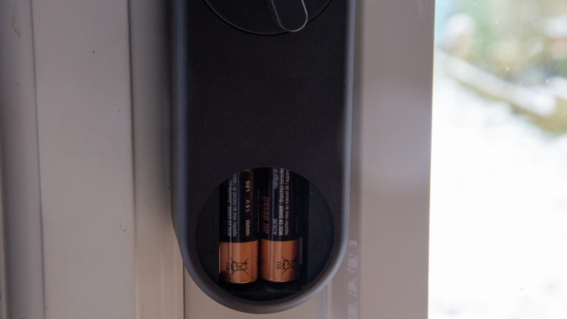 Yale Linus Smart Door Lock batteries