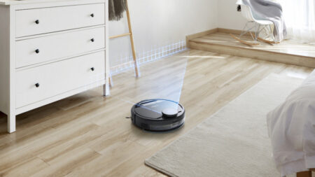 Ecovacs' new vacuum can avoid cables