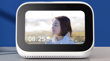 Xiaomi Mi Smart Clock goes live