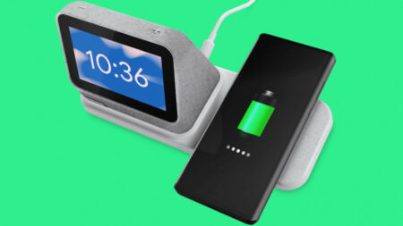 Lenovo Smart Clock 2 adds a charging pad