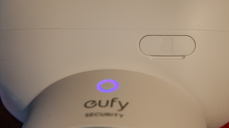 Eufy Security Indoor Cam S350 microSD slot