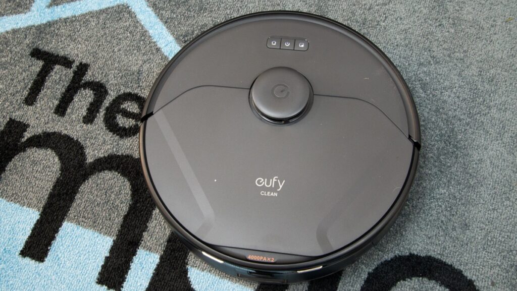 Eufy X8 Pro cleaning