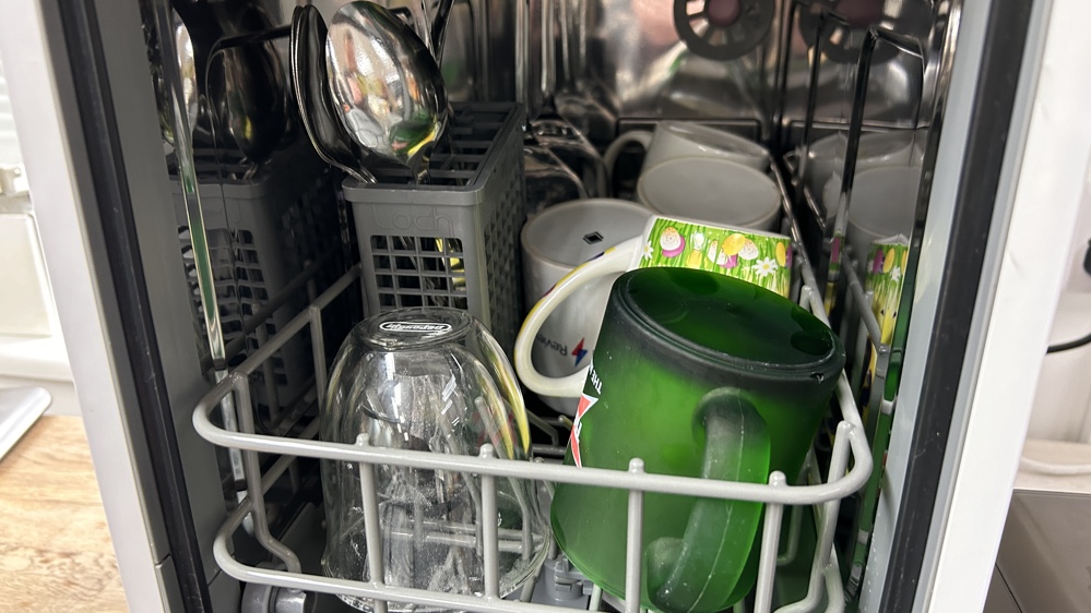 loch capsule dishwasher loaded